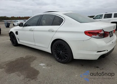 2018 BMW 530Xe из США, поврежденный, VIN WBAJB1C5XJB374436